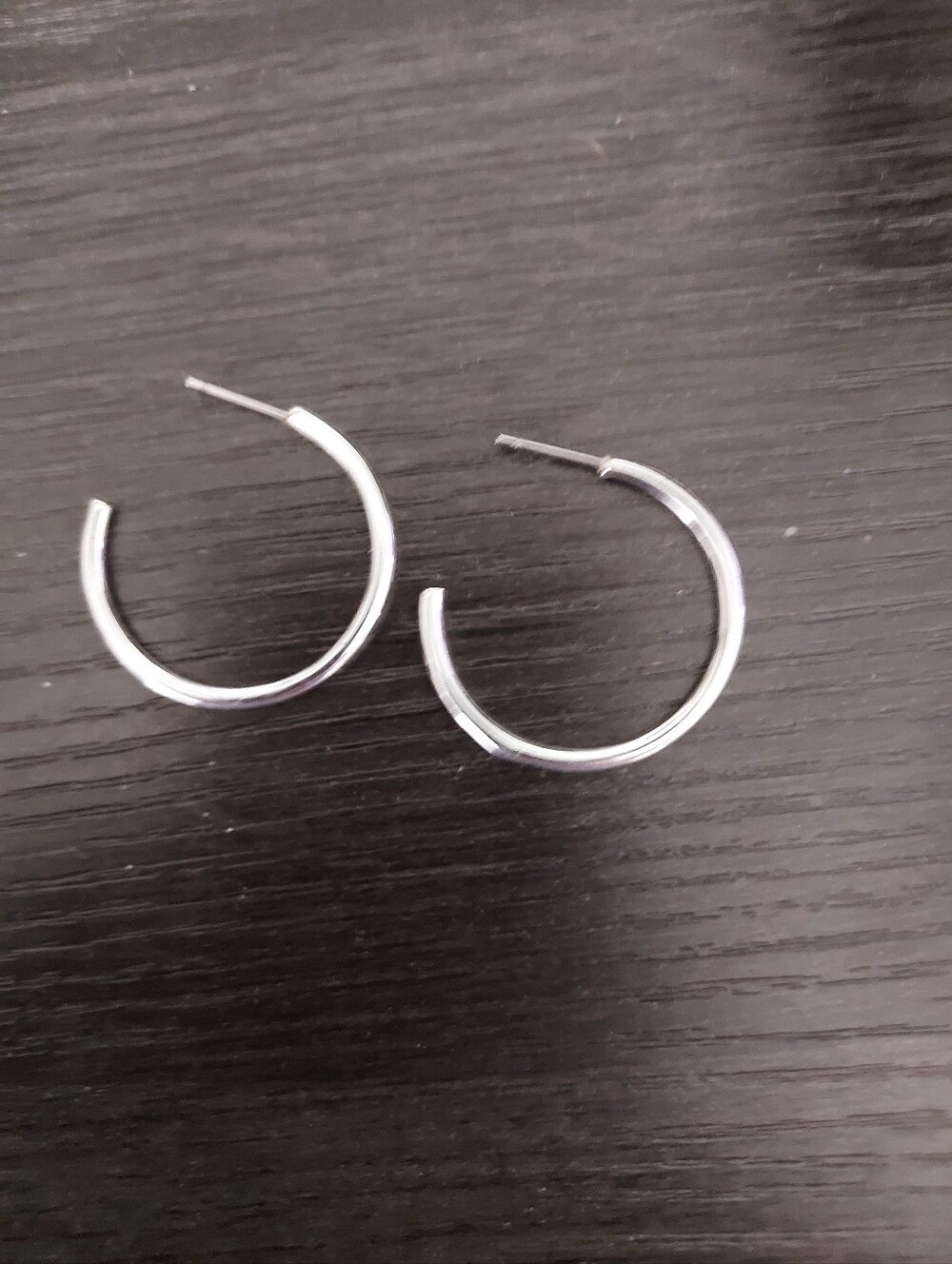Classic Silver Hoop Earrings - Everyday Women Jewelry